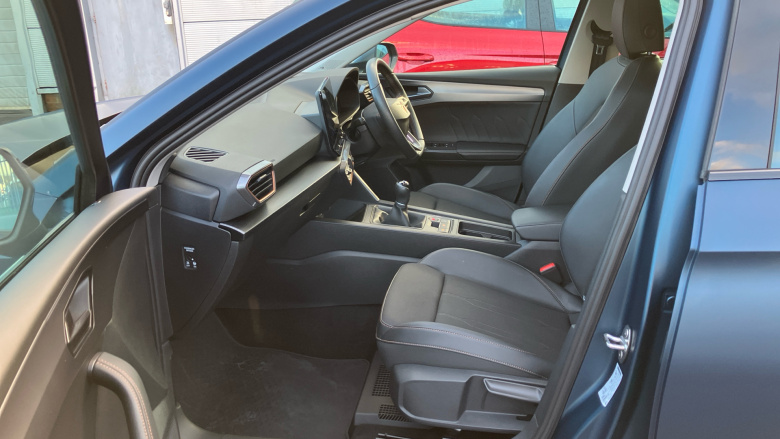 CUPRA Leon 1.5 TSI V1 Design Edition 5dr Petrol Hatchback